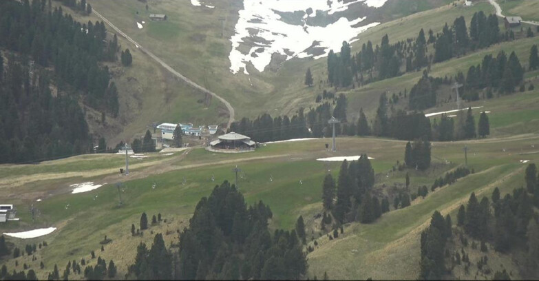 Webcam Pampeago  - Predazzo -  Obereggen - Mountain hut Latemar