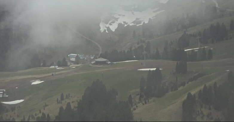 Webcam Pampeago  - Predazzo -  Obereggen - Mountain hut Latemar