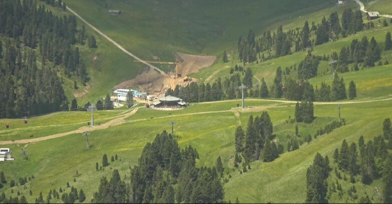 Webcam Pampeago  - Predazzo -  Obereggen - Mountain hut Latemar