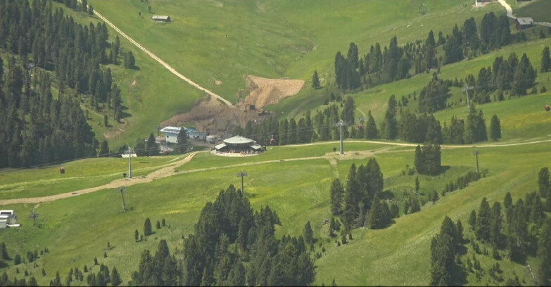 Webcam Pampeago  - Predazzo -  Obereggen - Mountain hut Latemar