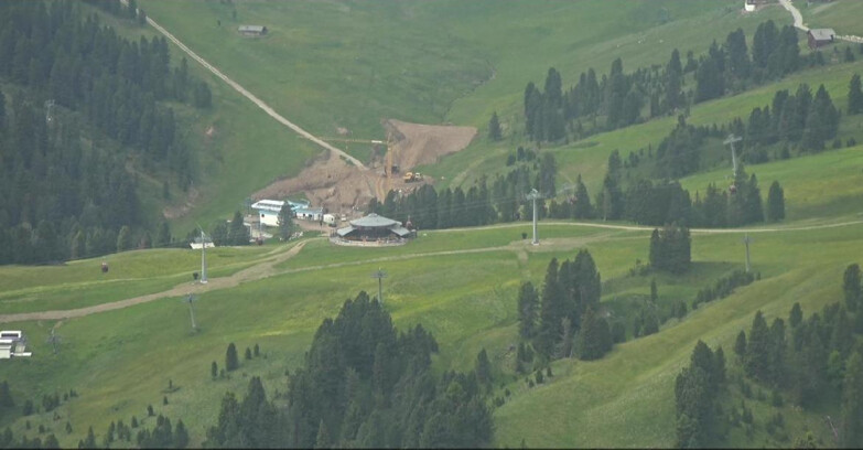 Webcam Pampeago  - Predazzo -  Obereggen - Mountain hut Latemar