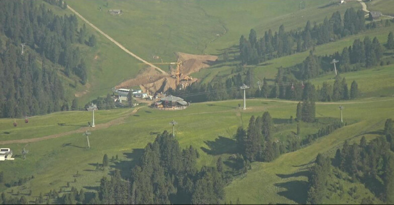 Webcam Pampeago  - Predazzo -  Obereggen - Mountain hut Latemar