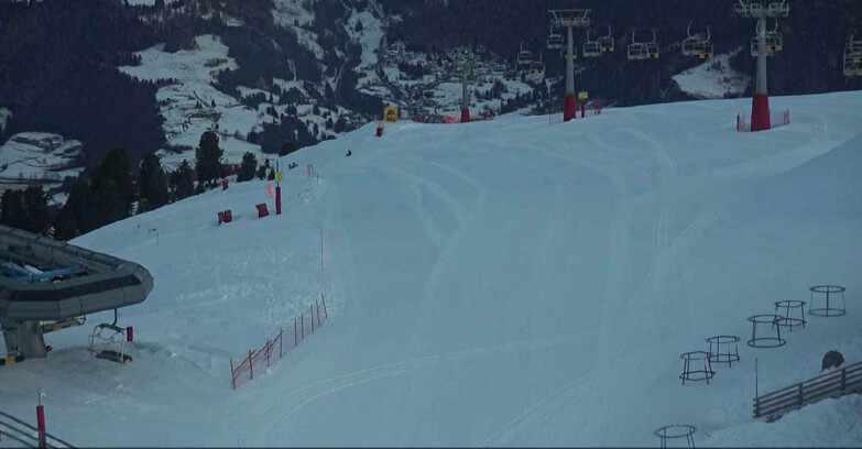 Webcam Alpe Cermis - Sesselbahn und Piste Lagorai