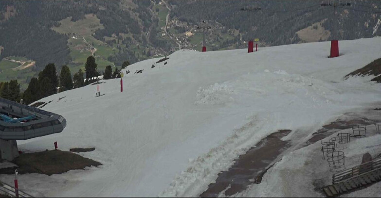 Webcam Альпе-Чермис  - Chairlift and slope Lagorai