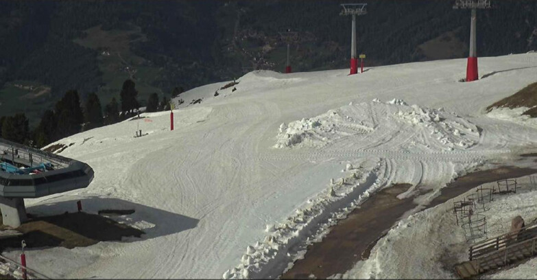 Webcam Альпе-Чермис  - Chairlift and slope Lagorai