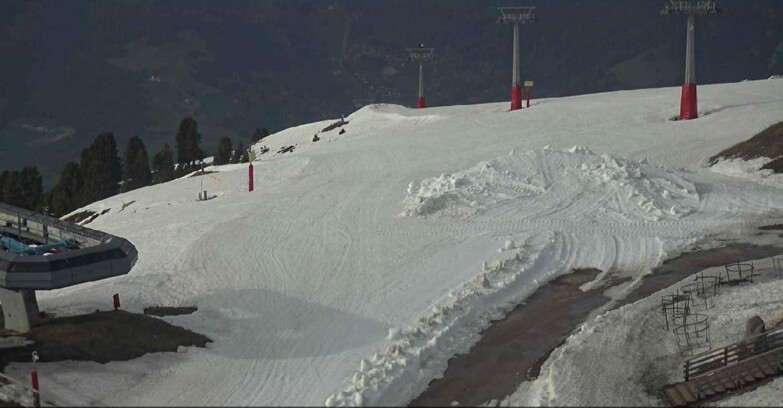 Webcam Alpe Cermis - Chairlift and slope Lagorai