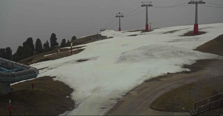 Webcam Alpe Cermis - Sesselbahn und Piste Lagorai