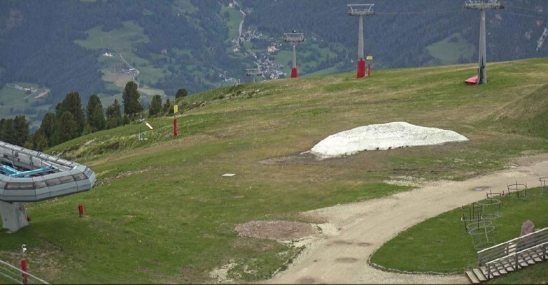 Webcam Alpe Cermis  - Chairlift and slope Lagorai