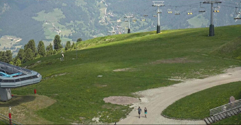 Webcam Альпе-Чермис  - Chairlift and slope Lagorai