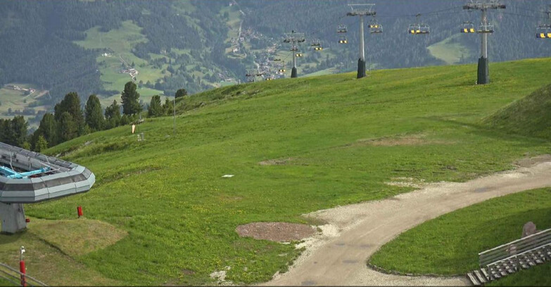 Webcam Alpe Cermis - Sesselbahn und Piste Lagorai