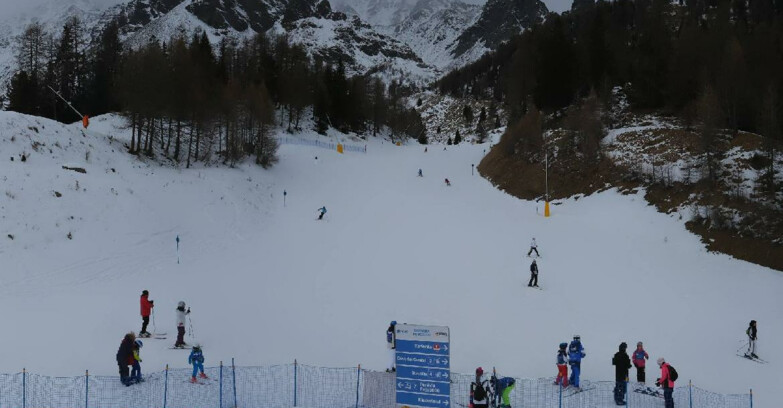 Webcam Пейо 3000 - Scoiattolo Ski School