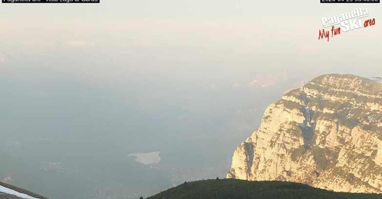 Webcam Paganella Ski -Андало-Фаи-делла-Паганелла  - Vista Lago di Garda
