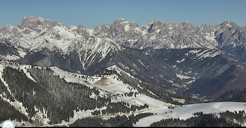 Webcam Passo Brocon-Marande - Brocon Pass and Pale di S.Martino 