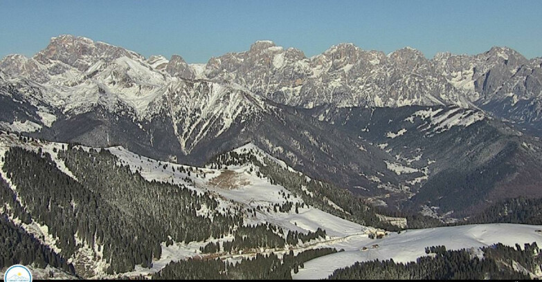 Webcam Passo Brocon-Marande - Brocon Pass and Pale di S.Martino 