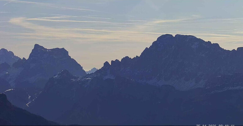 Webcam Passo San Pellegrino-Falcade  - Pelmo e Civetta