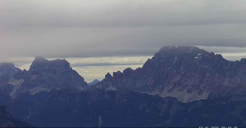 Webcam Passo San Pellegrino-Falcade  - Pelmo e Civetta