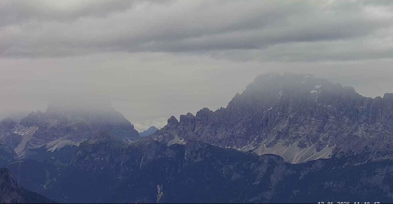 Webcam Passo San Pellegrino-Falcade  - Pelmo e Civetta