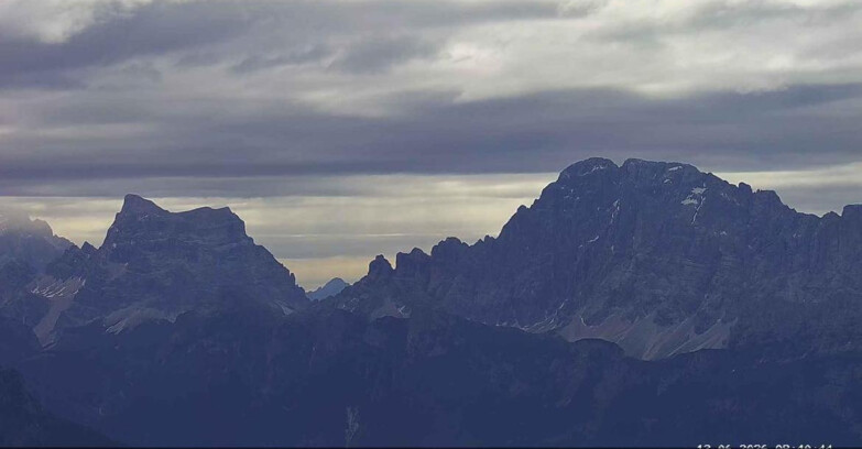 Webcam Passo San Pellegrino-Falcade  - Pelmo e Civetta