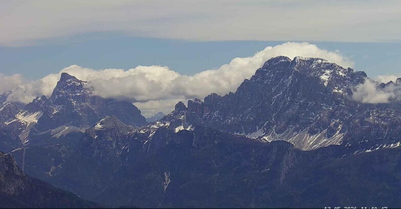 Webcam Passo San Pellegrino-Falcade  - Pelmo