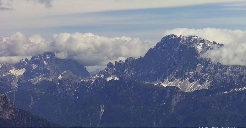 Webcam Passo San Pellegrino-Falcade  - Pelmo