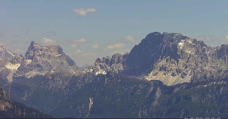 Webcam Passo San Pellegrino-Falcade  - Pelmo