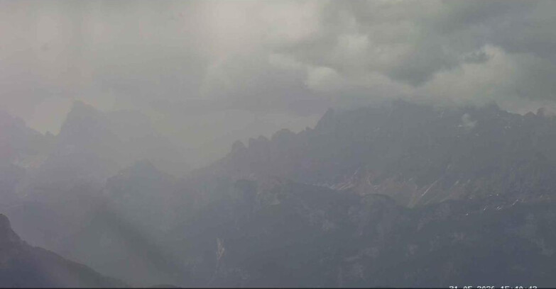 Webcam Passo San Pellegrino-Falcade  - Pelmo