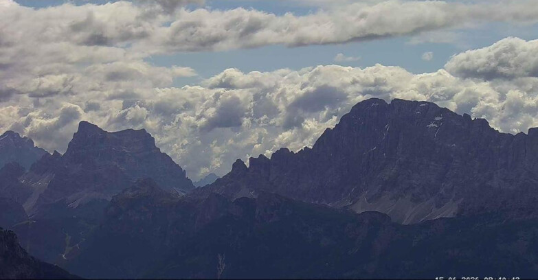 Webcam Passo San Pellegrino-Falcade - Pelmo