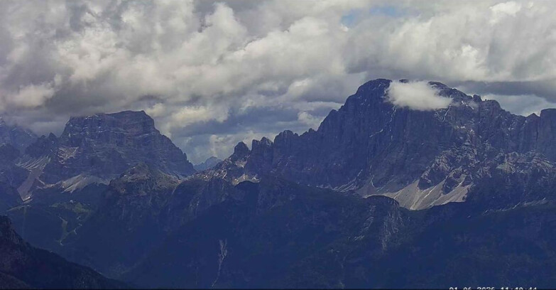 Webcam Passo San Pellegrino-Falcade - Pelmo
