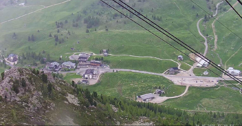 Webcam Passo San Pellegrino-Falcade  - Passo San Pellegrino