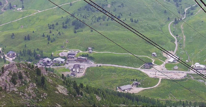 Webcam Пассо Сан-Пеллегрино-Фалькаде  - Passo San Pellegrino