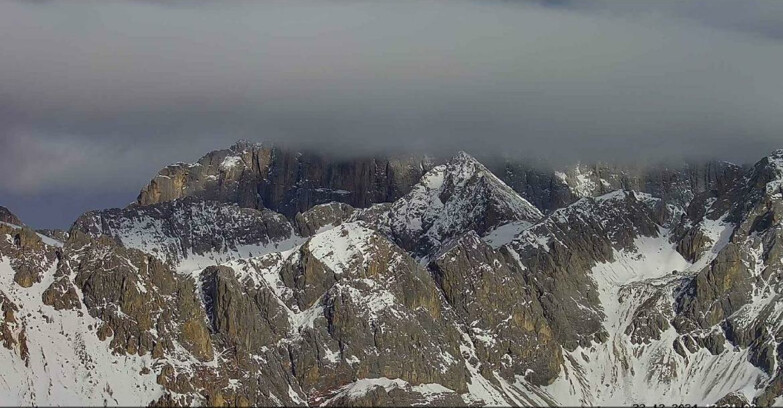 Webcam Пассо Сан-Пеллегрино-Фалькаде  - Marmolada