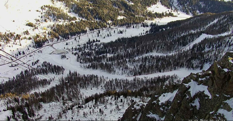 Webcam Passo San Pellegrino-Falcade - Pista Funivia