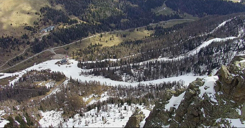 Webcam Пассо Сан-Пеллегрино-Фалькаде  - Pista Funivia