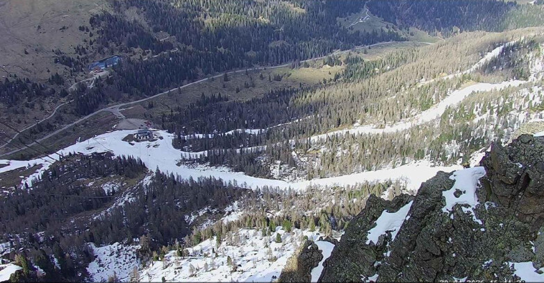 Webcam Пассо Сан-Пеллегрино-Фалькаде  - Pista Funivia