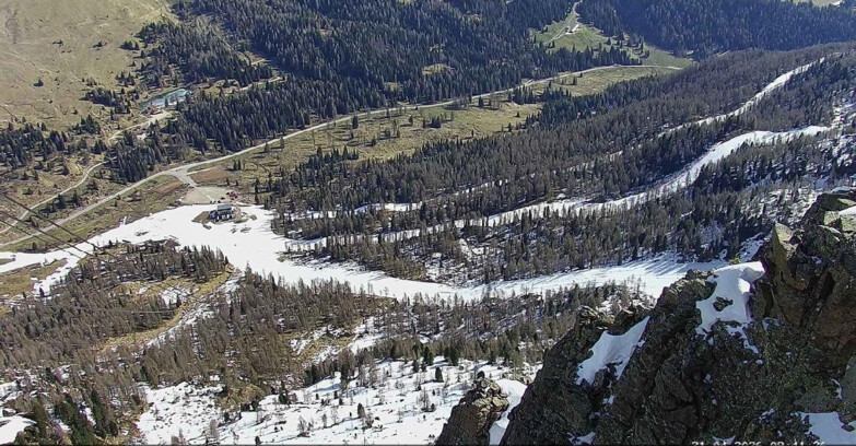 Webcam Passo San Pellegrino-Falcade - Pista Funivia