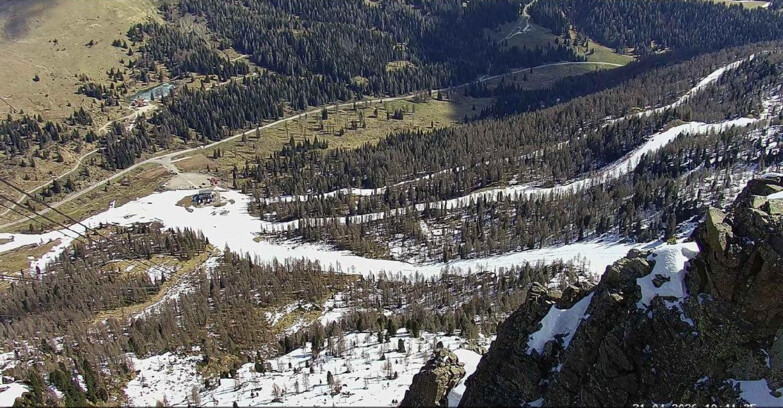 Webcam Passo San Pellegrino-Falcade - Pista Funivia