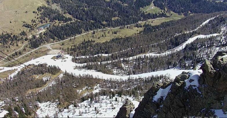 Webcam Passo San Pellegrino-Falcade - Pista Funivia