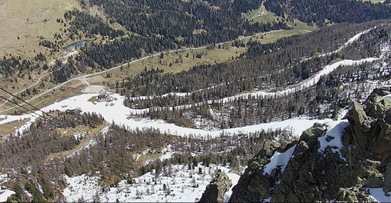 Webcam Passo San Pellegrino-Falcade - Pista Funivia