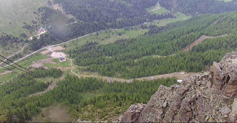 Webcam Passo San Pellegrino-Falcade  - Pista Funivia