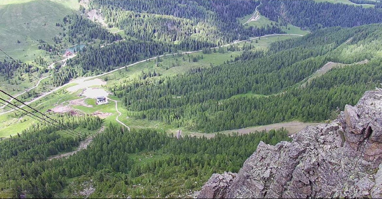 Webcam Пассо Сан-Пеллегрино-Фалькаде  - Pista Funivia