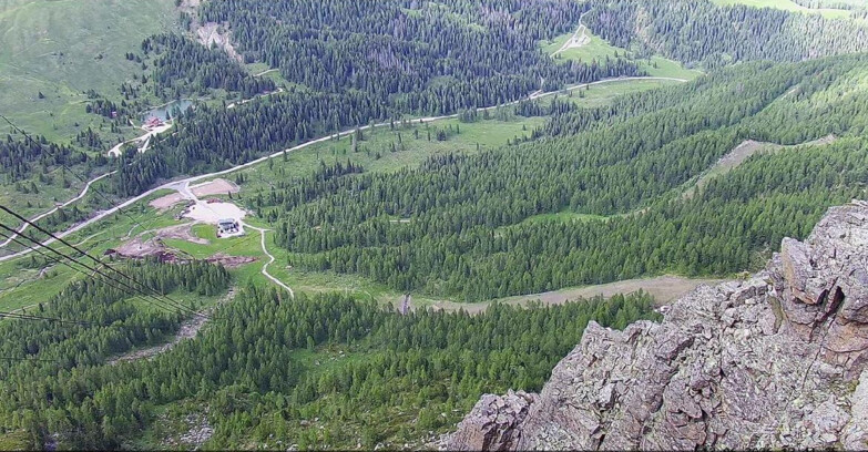 Webcam Пассо Сан-Пеллегрино-Фалькаде  - Pista Funivia