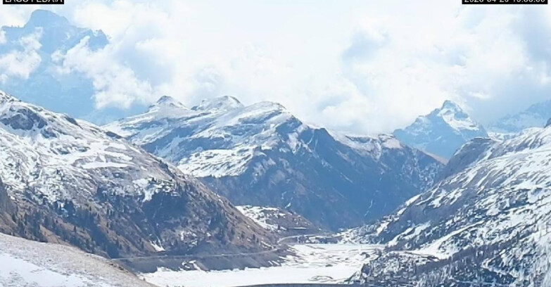 Webcam Canazei-Belvedere  - Lago e Passo Fedaia