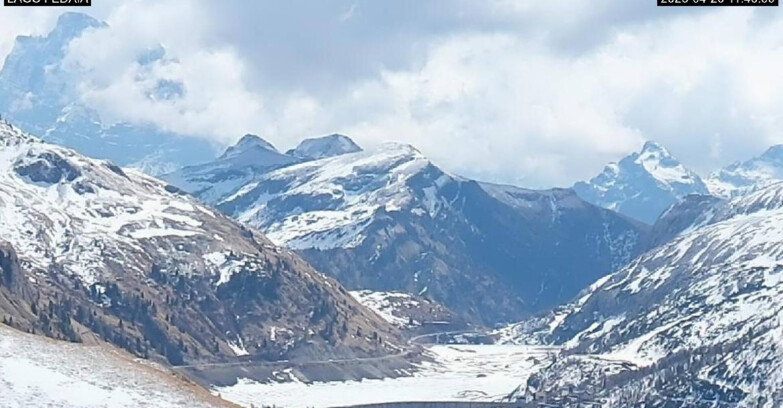 Webcam Canazei-Belvedere  - Lago e Passo Fedaia