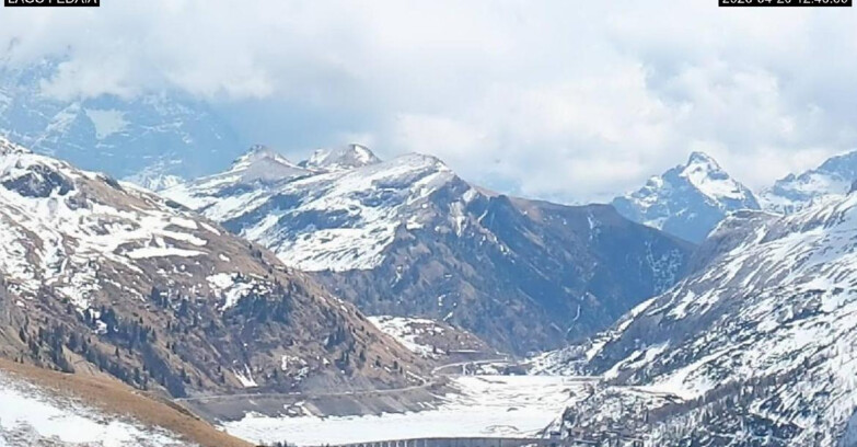 Webcam Canazei-Belvedere  - Lago e Passo Fedaia