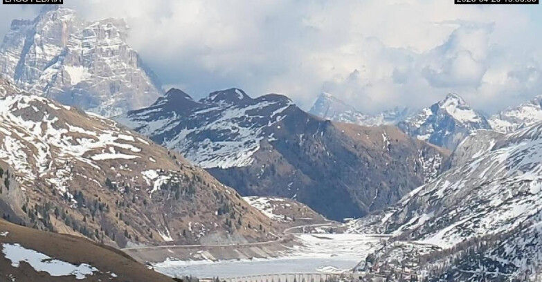 Webcam Canazei-Belvedere  - Lago e Passo Fedaia