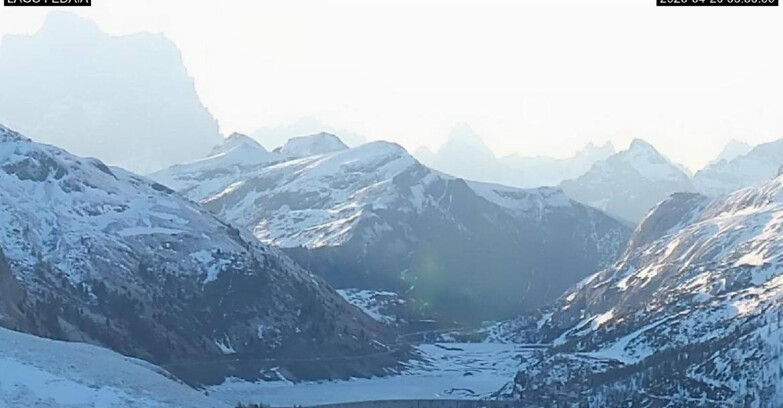 Webcam Canazei-Belvedere  - Lago e Passo Fedaia