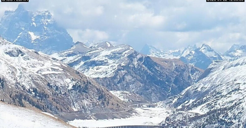 Webcam Canazei-Belvedere - Lago e Passo Fedaia