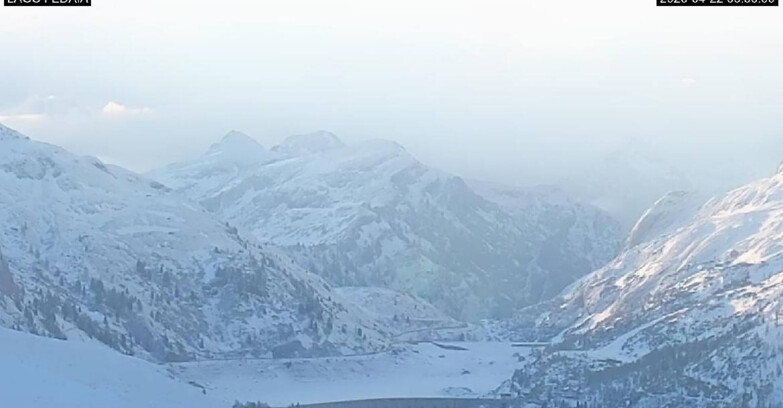 Webcam Canazei-Belvedere - Lago e Passo Fedaia