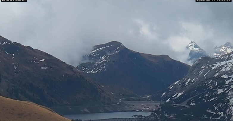 Webcam Canazei-Belvedere  - Lago e Passo Fedaia