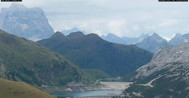 Webcam Canazei-Belvedere  - Lago e Passo Fedaia